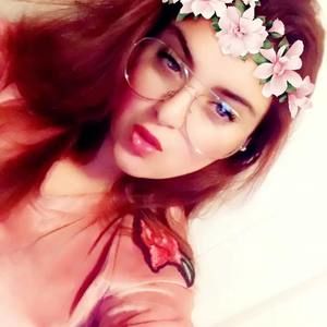 Meet your Posher, Gina